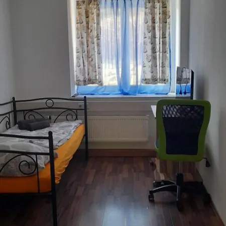 Ela Gar 2 Séjour chez l'habitant Garsten